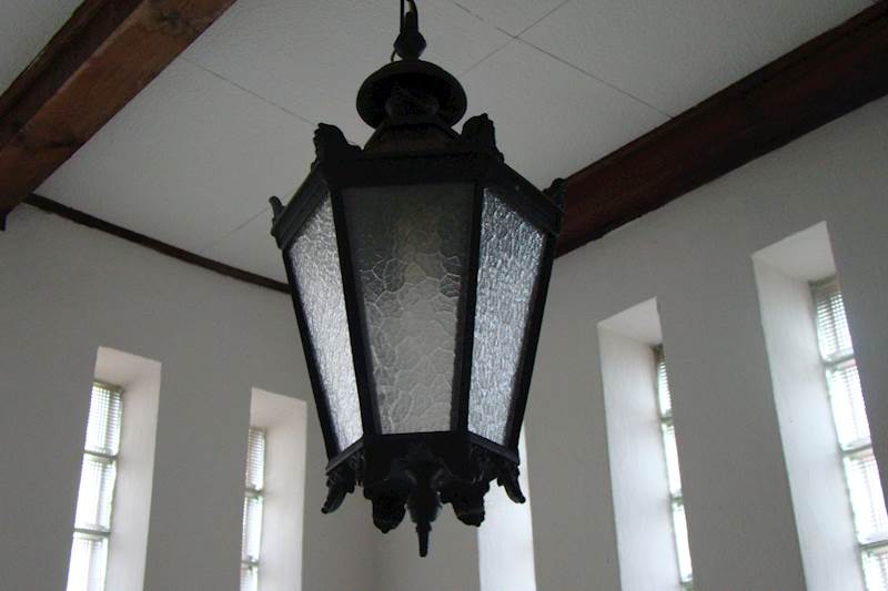 Lámpara colgante Schinkel GRANDE: lámpara de hierro fundido, altura 68 cm, cabezal grande, color negro, iluminación exterior